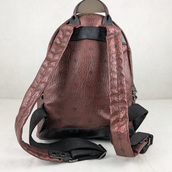 MCM Metallic Visetos Side Stud Stark Leather Backpack Burgundy Made in korea.